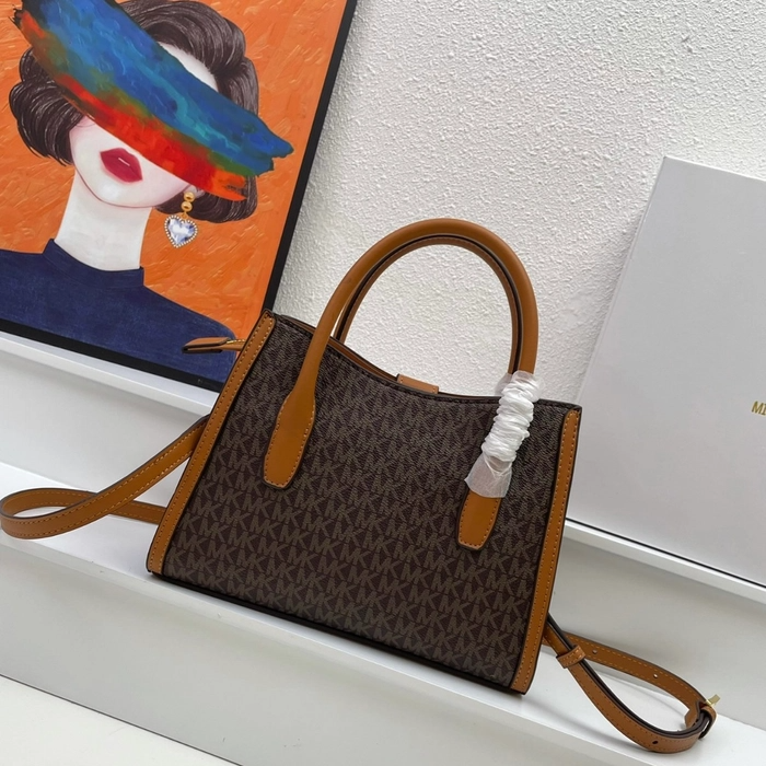 Bello Hand Bag - Image 8