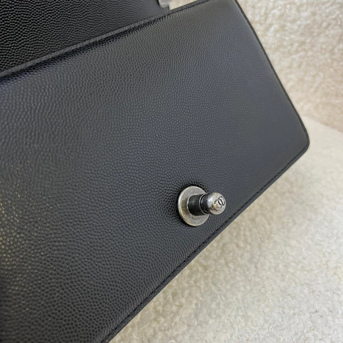 Goru Shoulder Bag - Image 9