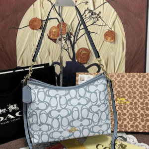 Sans Shoulder Bag