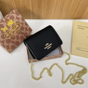 Muo Small Shoulder Bag