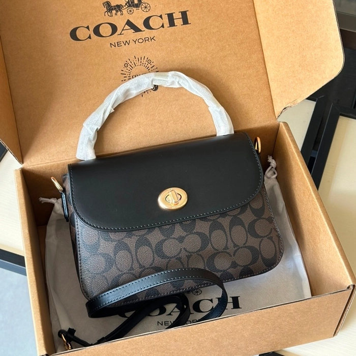 Zena Shoulder Bag - Image 2
