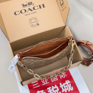 Noir Shoulder Bag