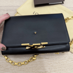 Momo Shoulder Bags