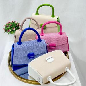 BLAIRE BOX BAG