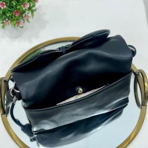 BOWBELL SHOULDER BAG