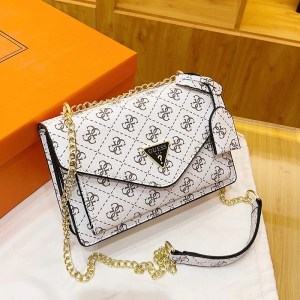 Rane Shoulder Bag