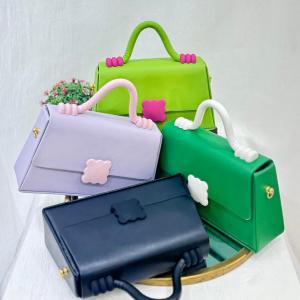 STELLA BOX SLING