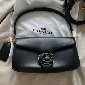 Crant Shoulder Bag